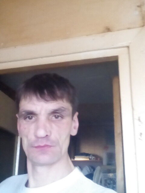  8949499  , 52 ,    -