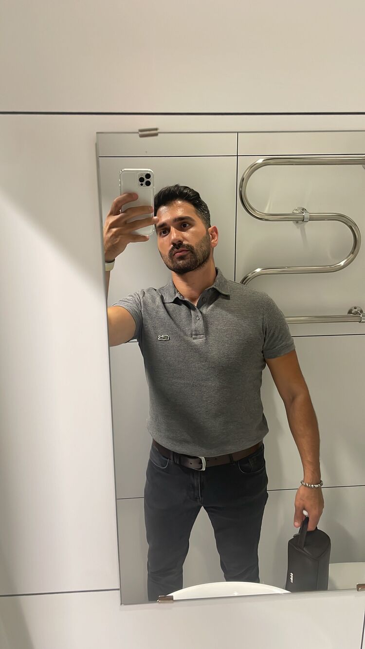  ,   Emre, 30 ,   ,   , c , 