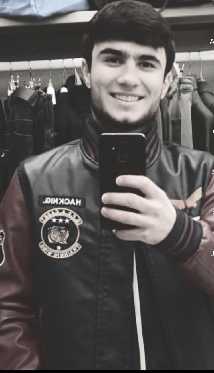  -,   Maks, 21 ,   ,   , c , 