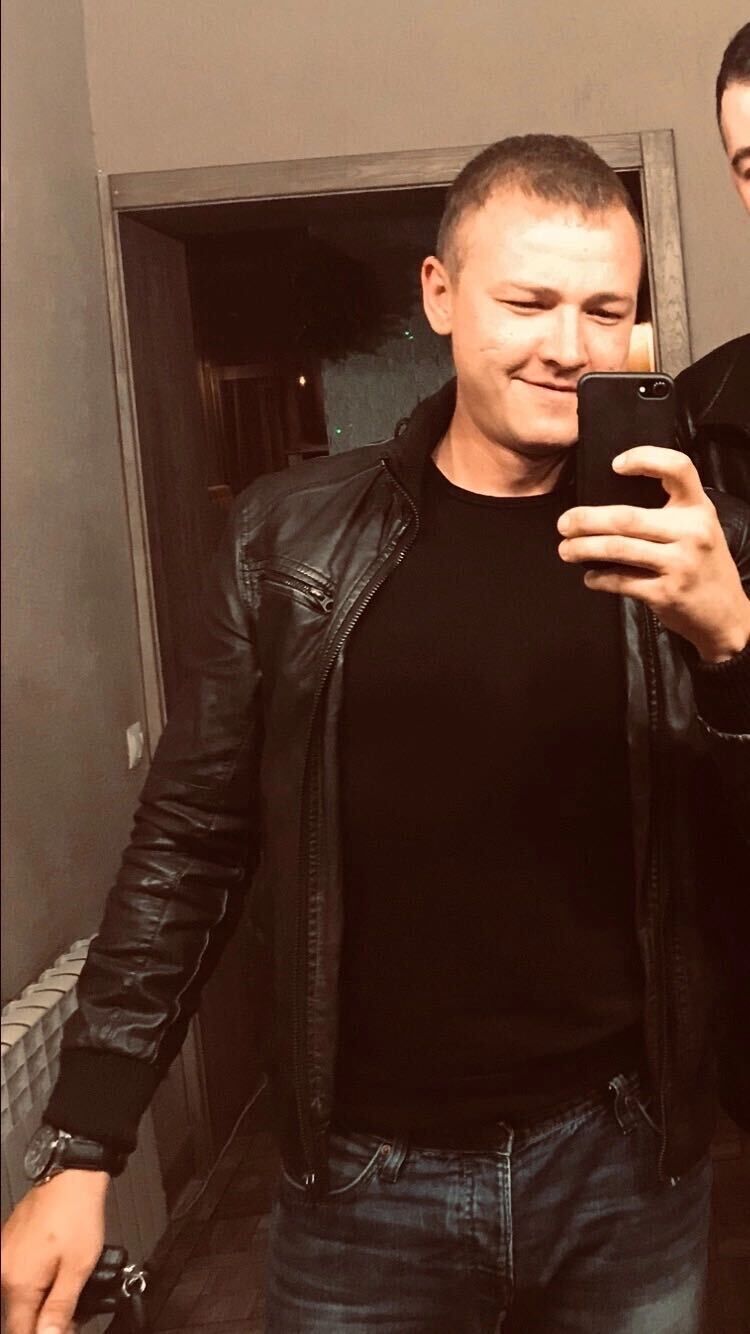  46613269  , 34 ,    