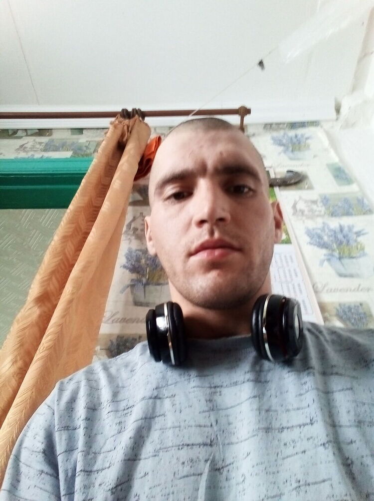  32890959  , 28 ,    