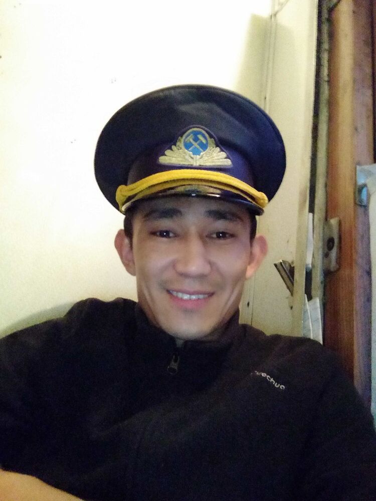  19008479  Meyrambek, 35 ,    