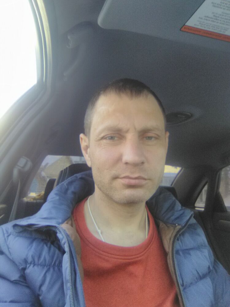  22037519  , 44 ,    