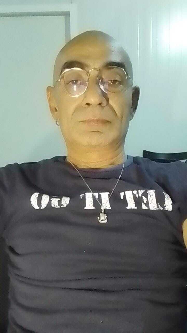  52016219  Ismail, 47 ,    