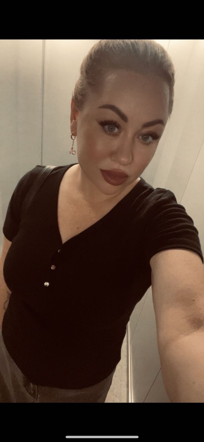  53128249  , 38 ,    -