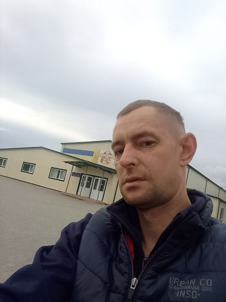  46223219  , 34 ,    