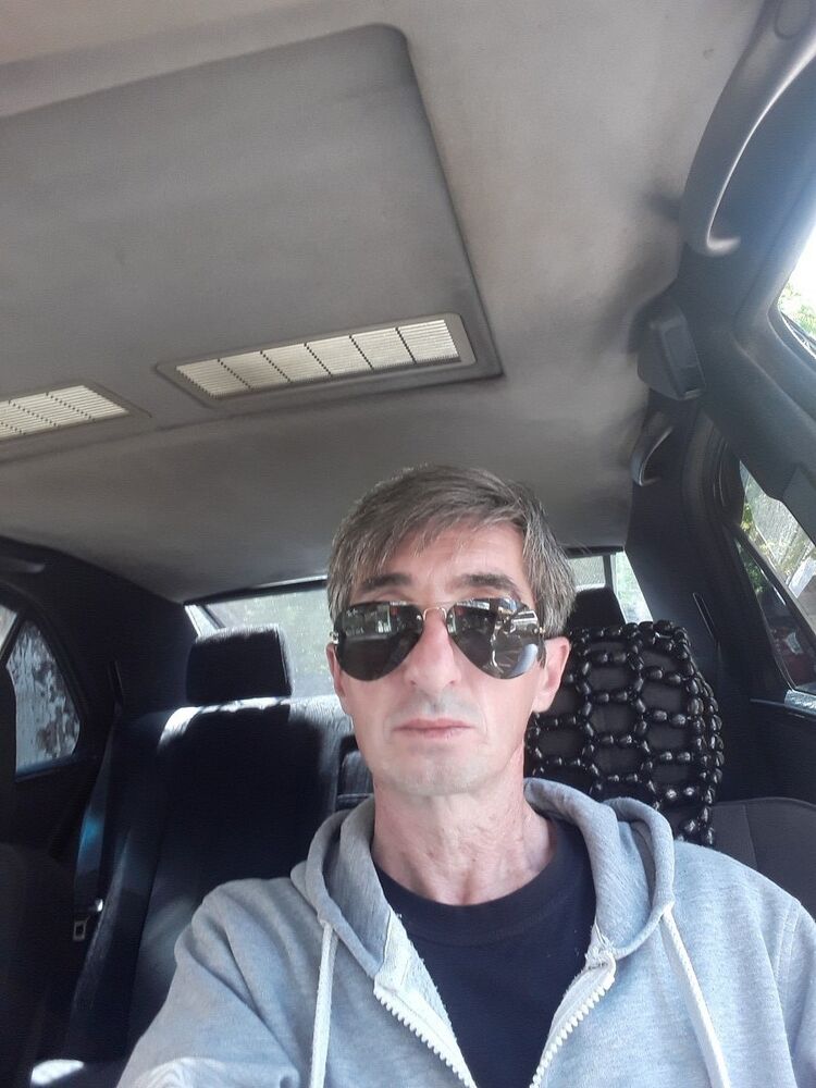  16027869  Zaal, 49 ,    