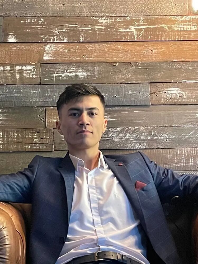  51400159  Davs, 27 ,    