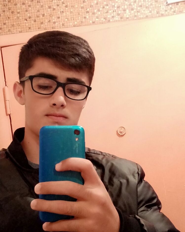  22851319  Firuz, 25 ,    