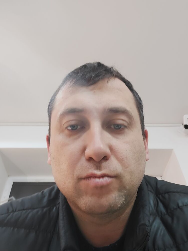  ,   Alex, 48 ,   ,   