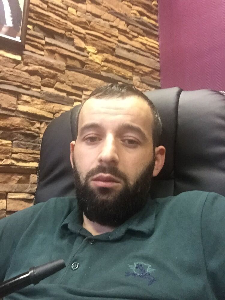  35719589  , 42 ,    