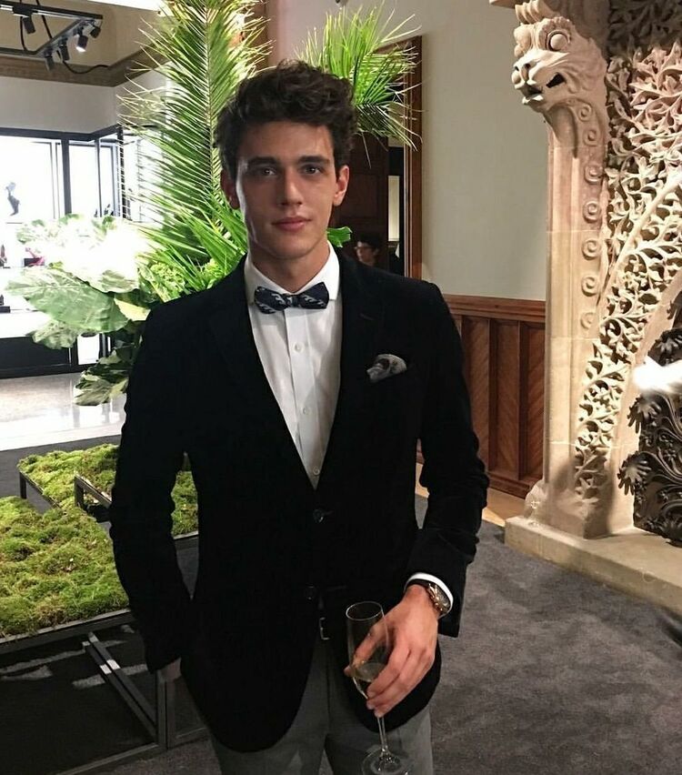 ���� 40114179 ������� Uzbulug, 49 ���, ���� ���������� � ��������