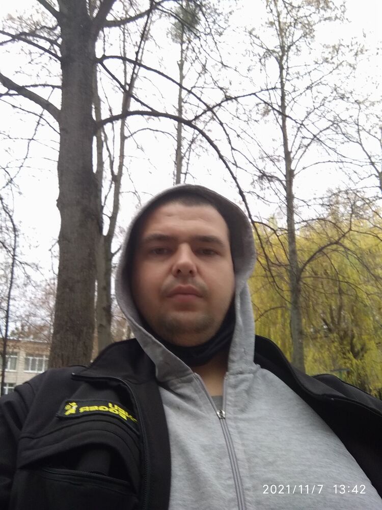  24357949  , 33 ,    