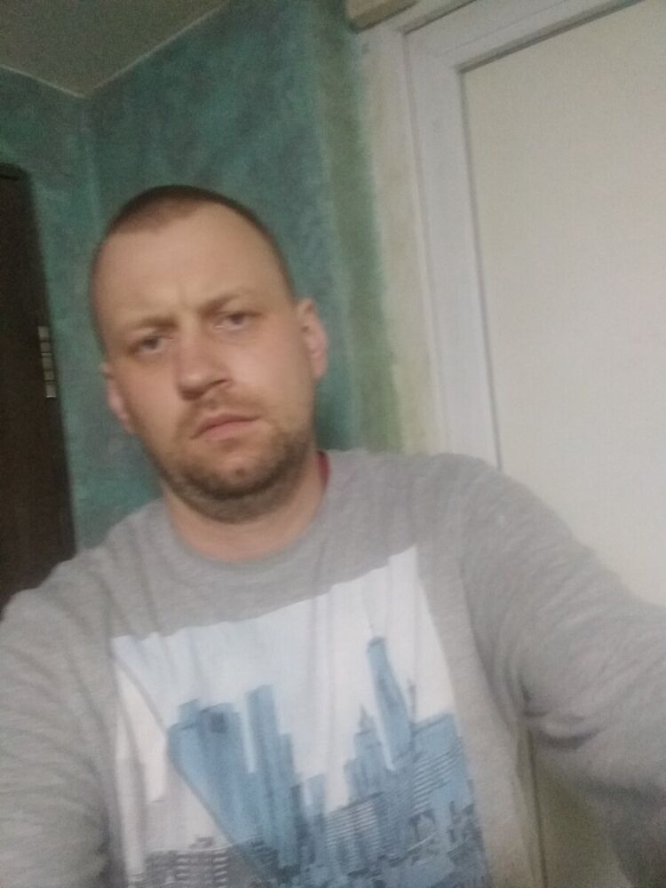  22520469  , 37 ,    
