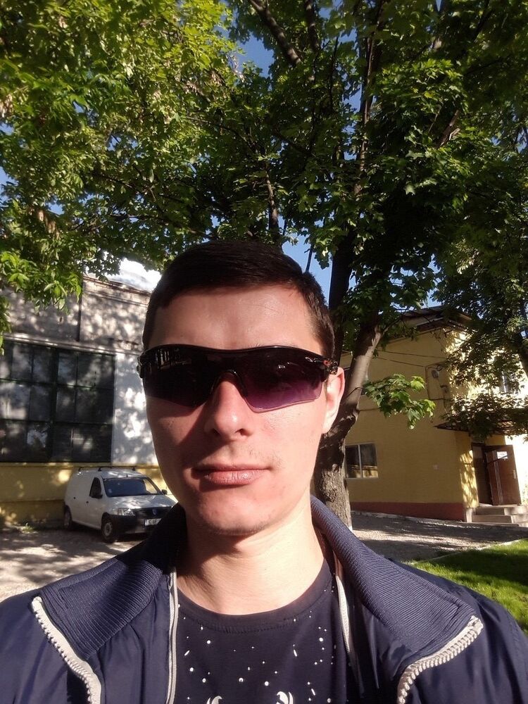  ,   Andrei, 33 ,     , c 