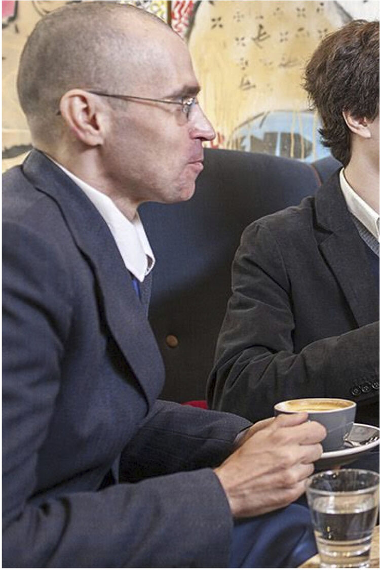  11676719  Csaba, 51 ,    