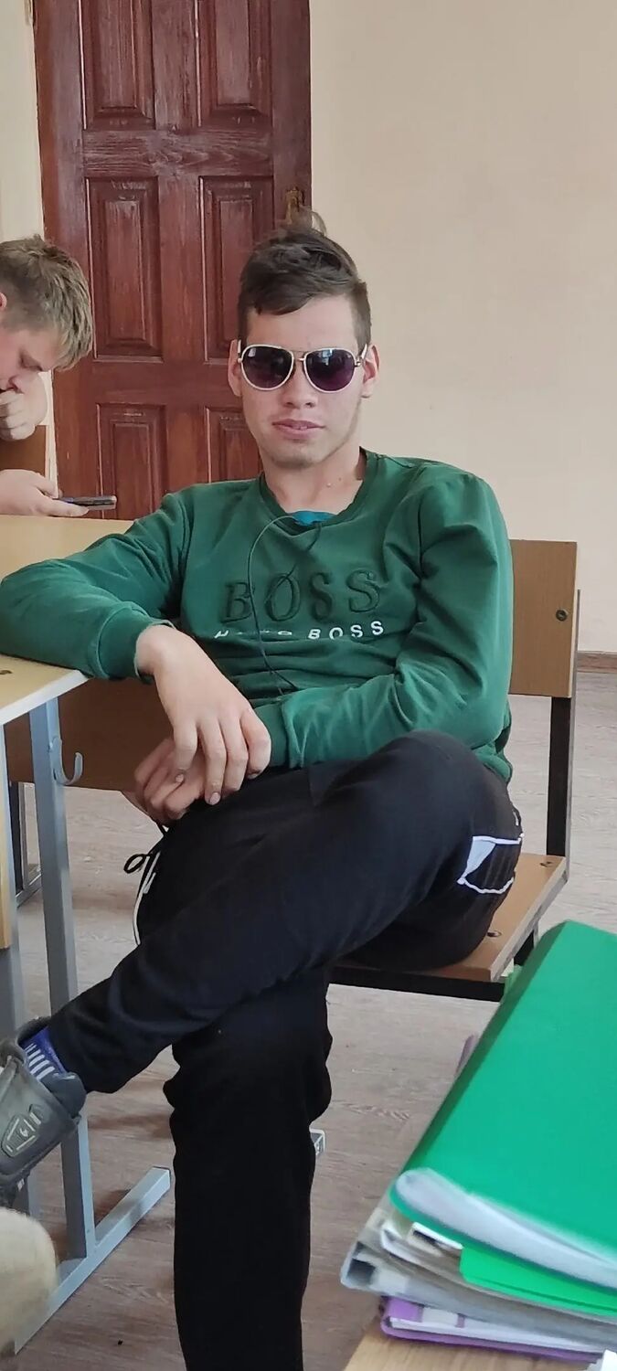  46542909  , 22 ,    