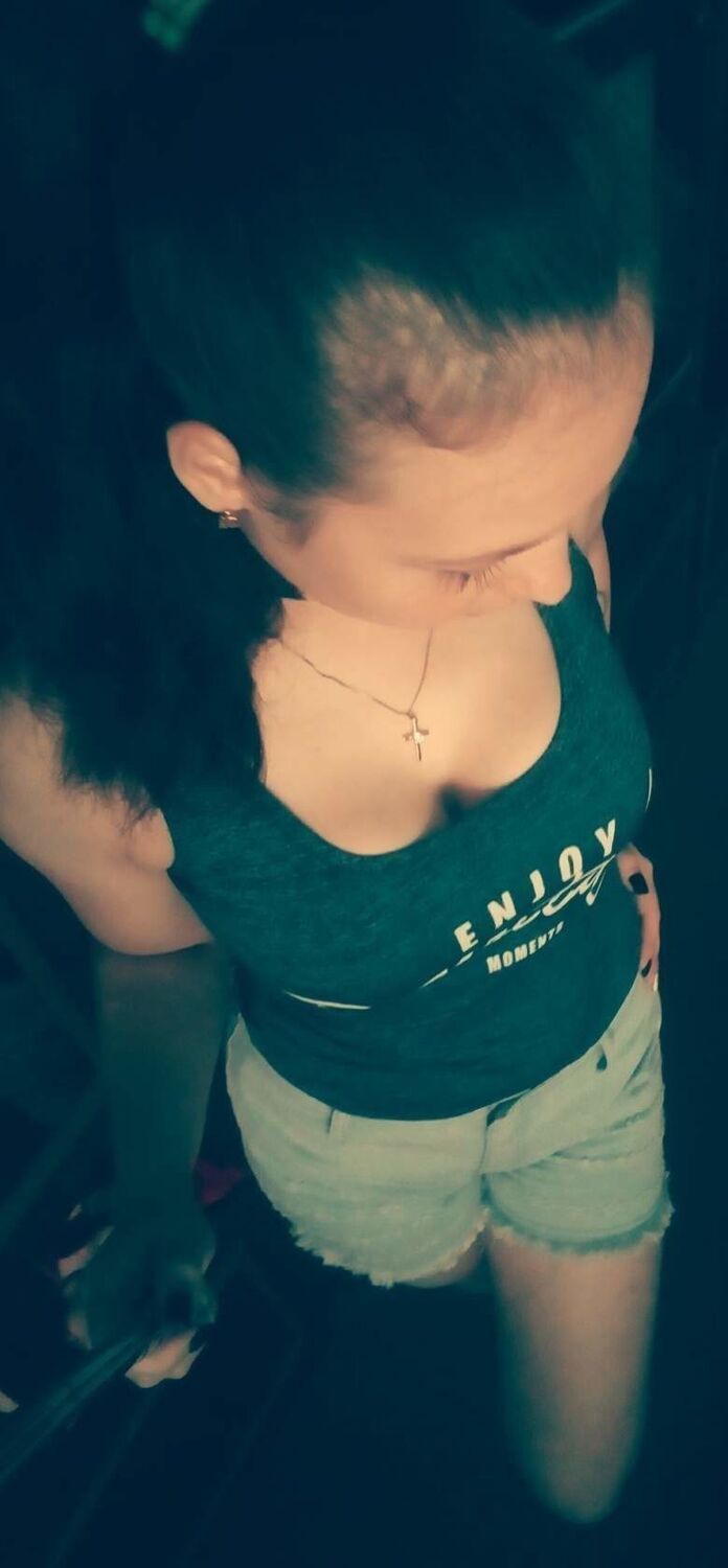  42871059  , 33 ,    
