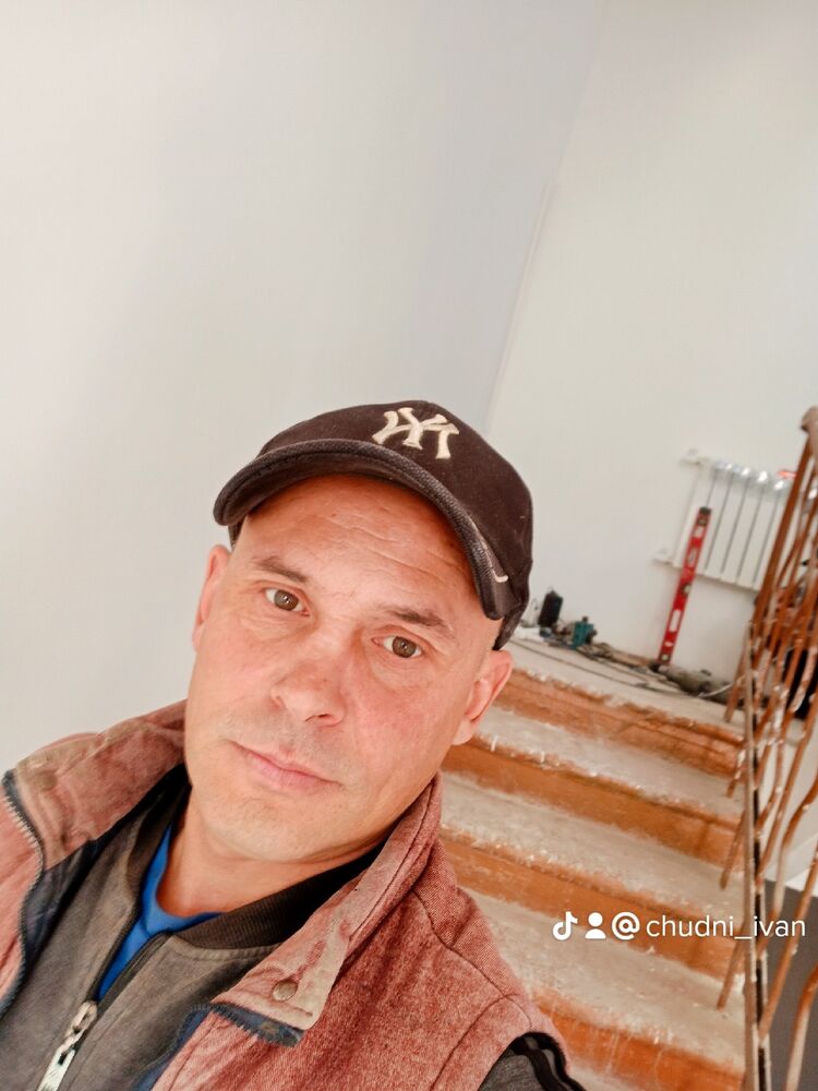  37295619  , 43 ,    -