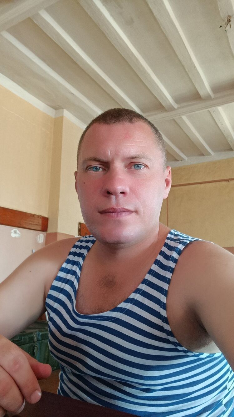  36999109  , 42 ,    