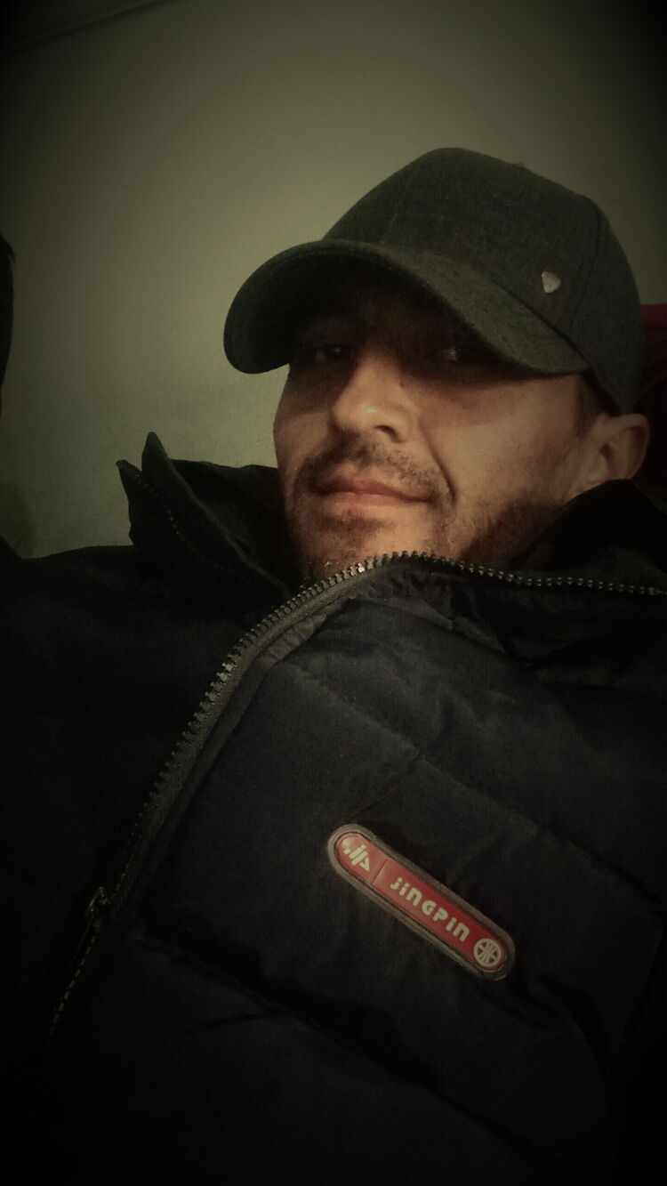 23931639  Bahtiyor, 39 ,    -