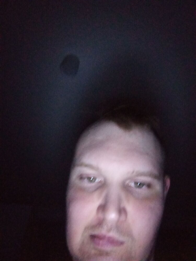  46904909  , 32 ,    