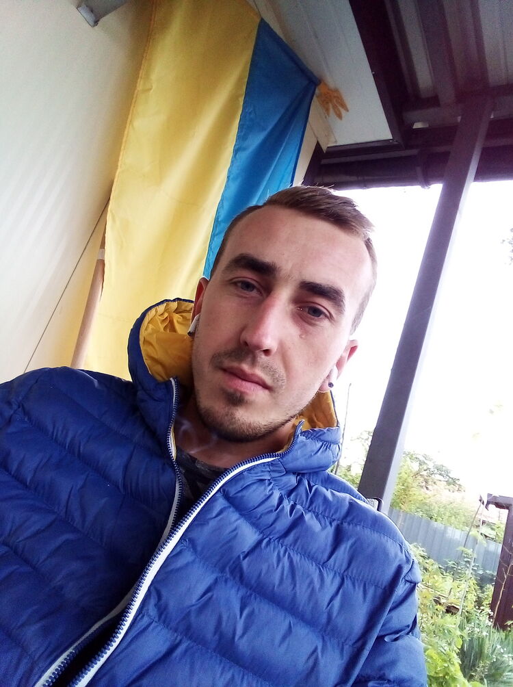  24110769  , 33 ,    