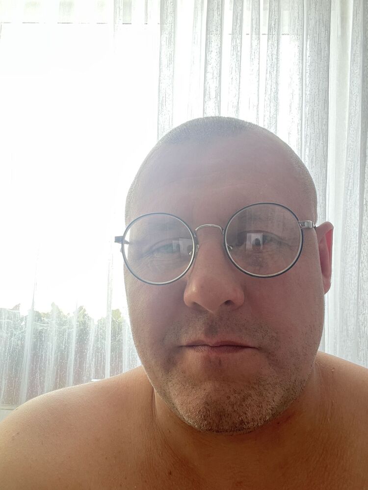  52803739  , 40 ,    