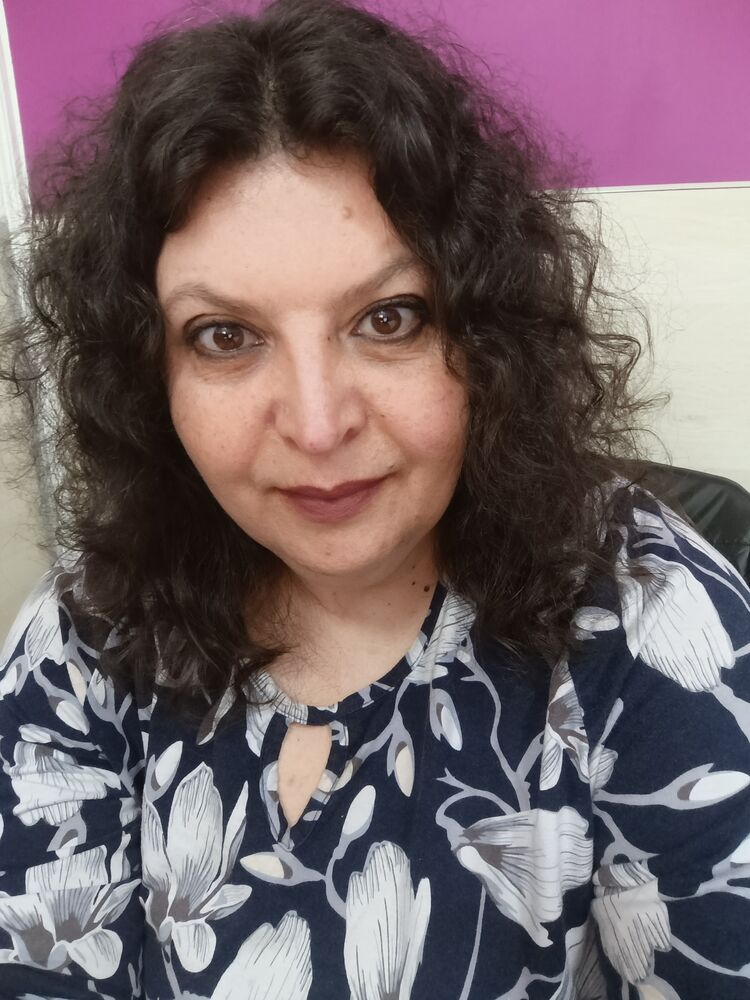  52604909  Nadia, 48 ,    -