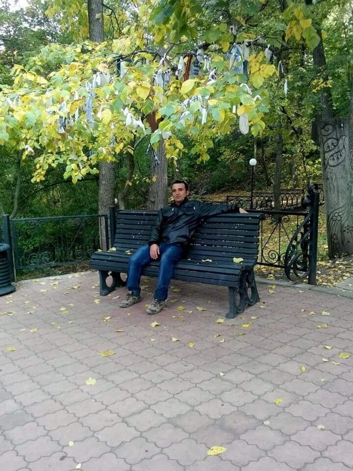  45087049  , 42 ,    