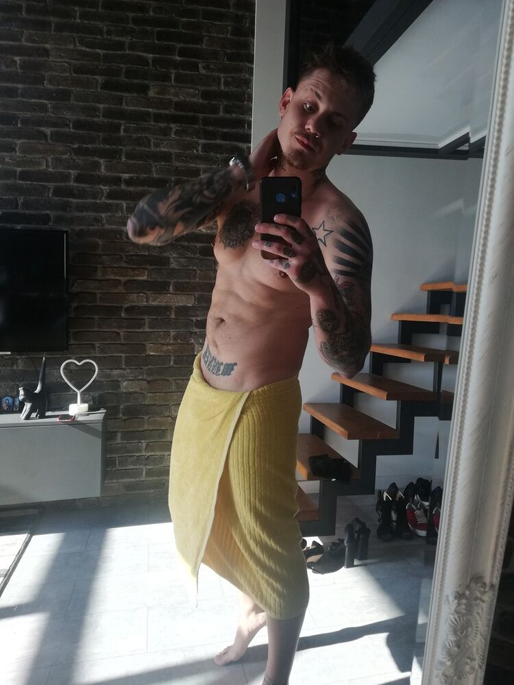 ,   , 32 ,   