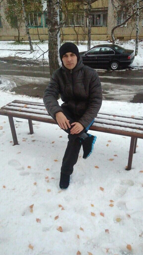  30355109  Slava, 37 ,    