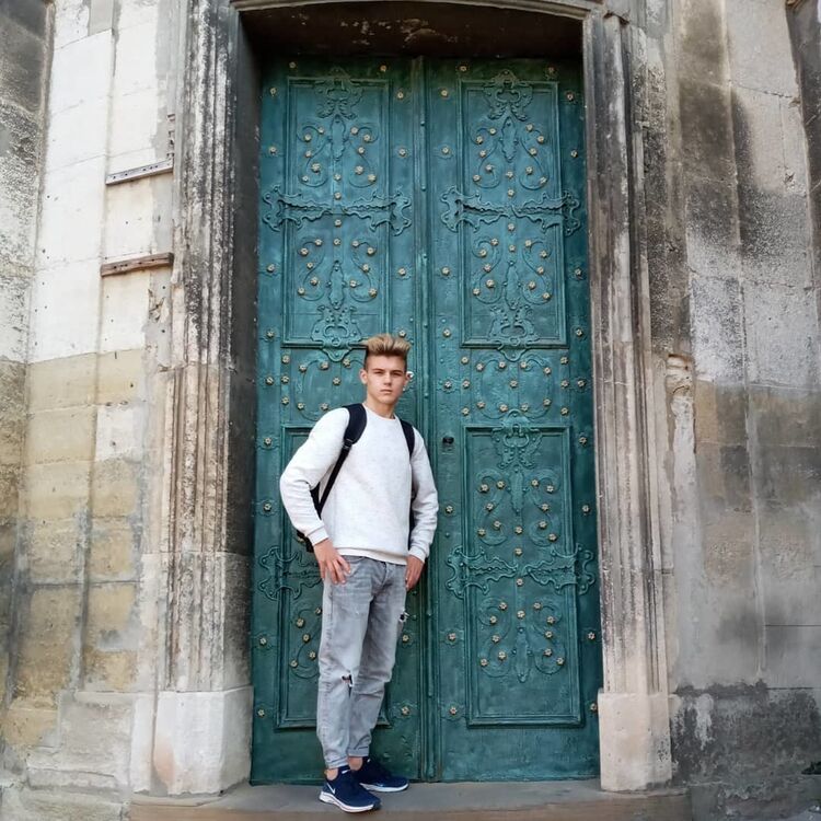 ���������� �������, ���� ����� Victor, 24 ����, ������������ ��� ����� � ���������, c�������� ���������