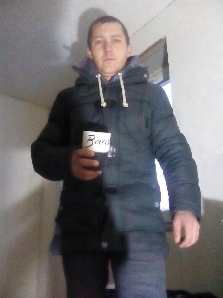  24667649  , 37 ,    