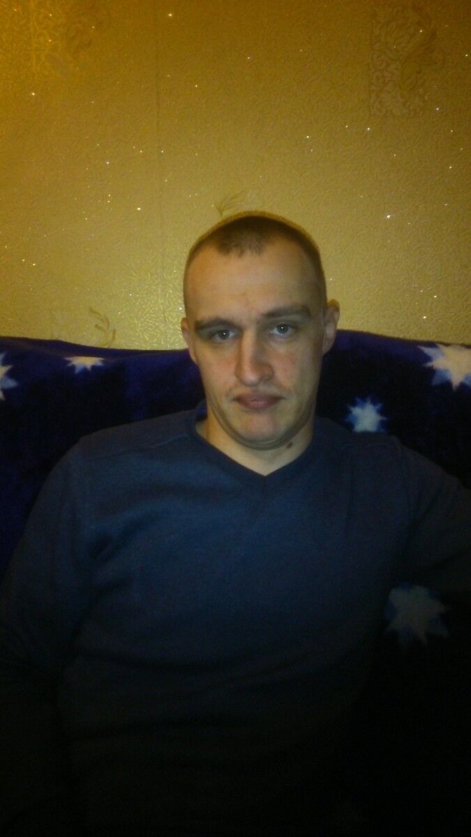  9052309  Slava, 41 ,    -