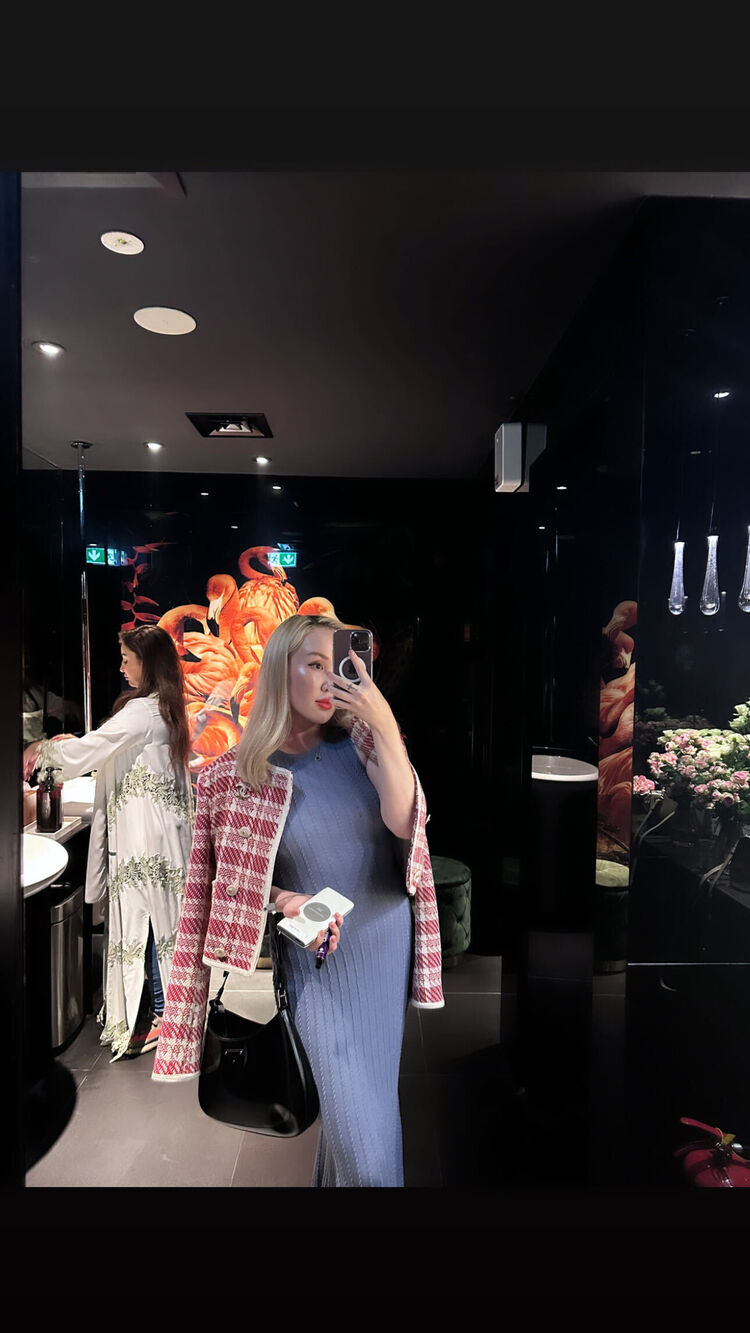  ,   Anastasia, 32 ,   ,   