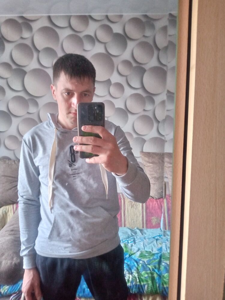  36726899  , 33 ,    