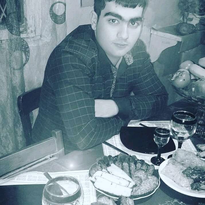  28839219  Artyom, 26 ,    