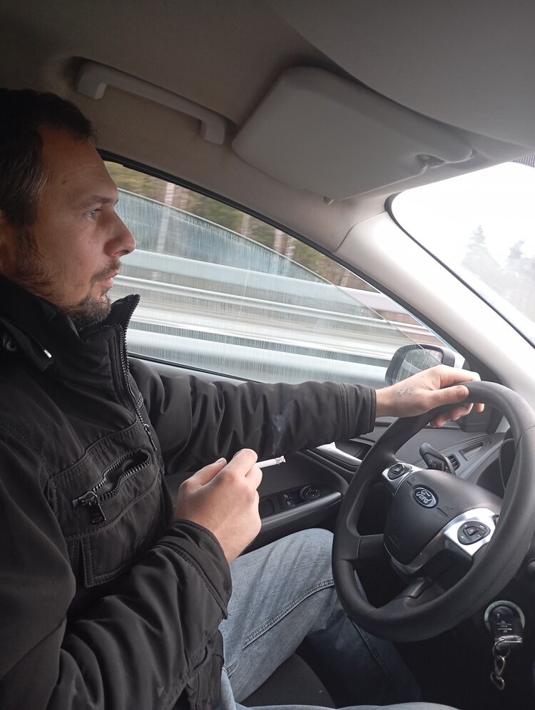  47992529  , 33 ,    -