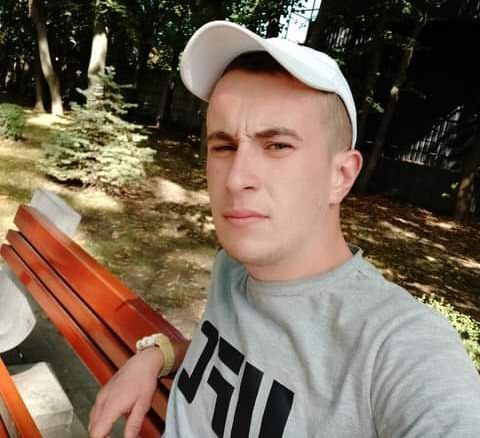  ,   Oleksandr, 24 ,   ,   , c , 