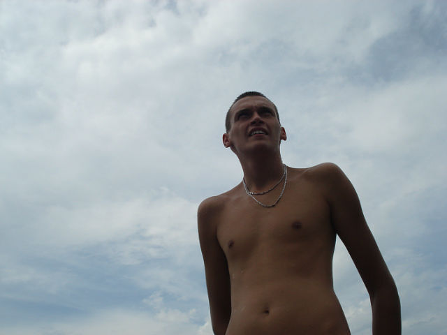 10288129  Stas, 38 ,    
