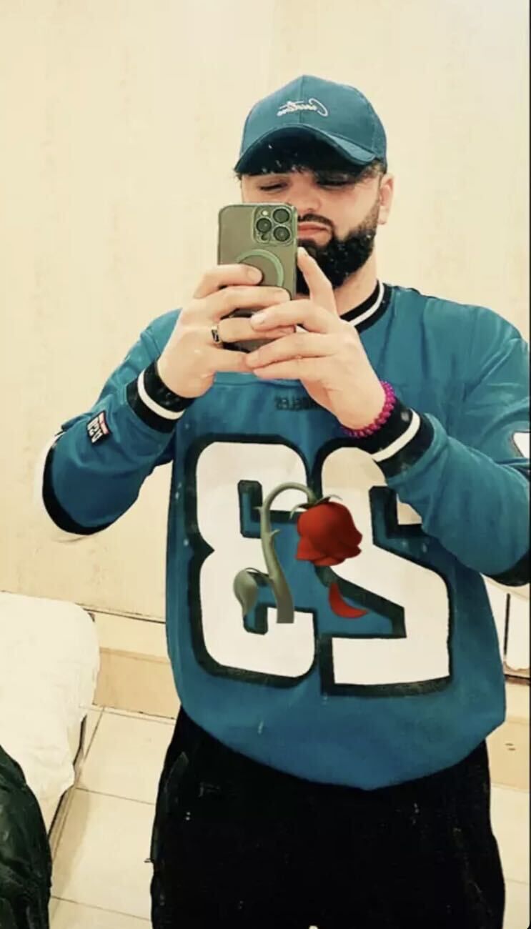  37577839  , 27 ,    