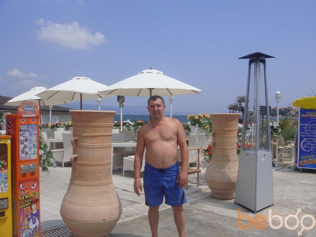  ,   Djingo, 49 ,   