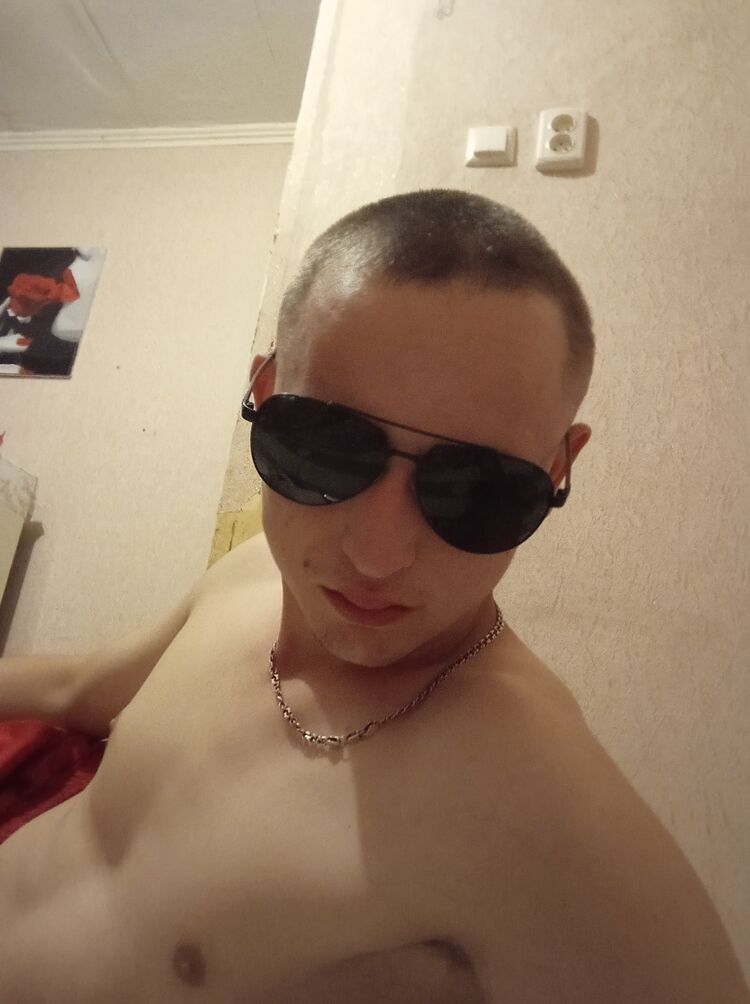  27202739  , 22 ,    