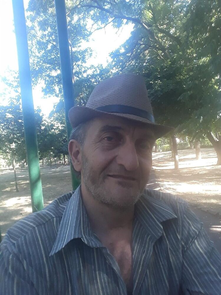  21430829  , 60 ,    