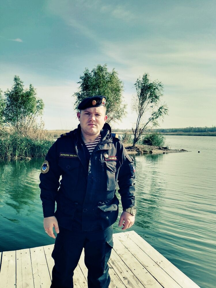  41651719  , 33 ,    