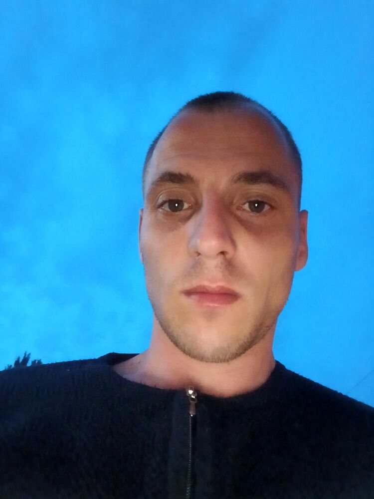  42849349  , 29 ,    