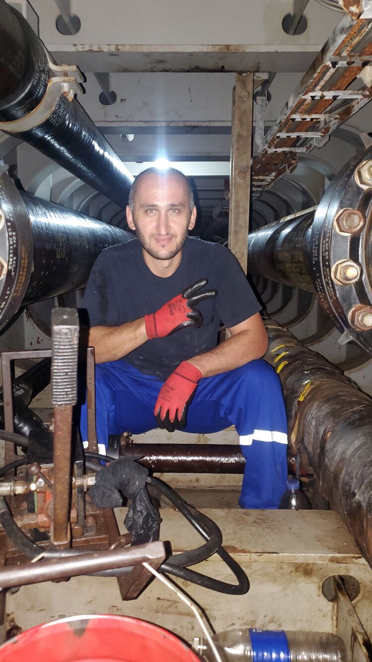  ,   Avtandil, 33 ,   ,   , c , 