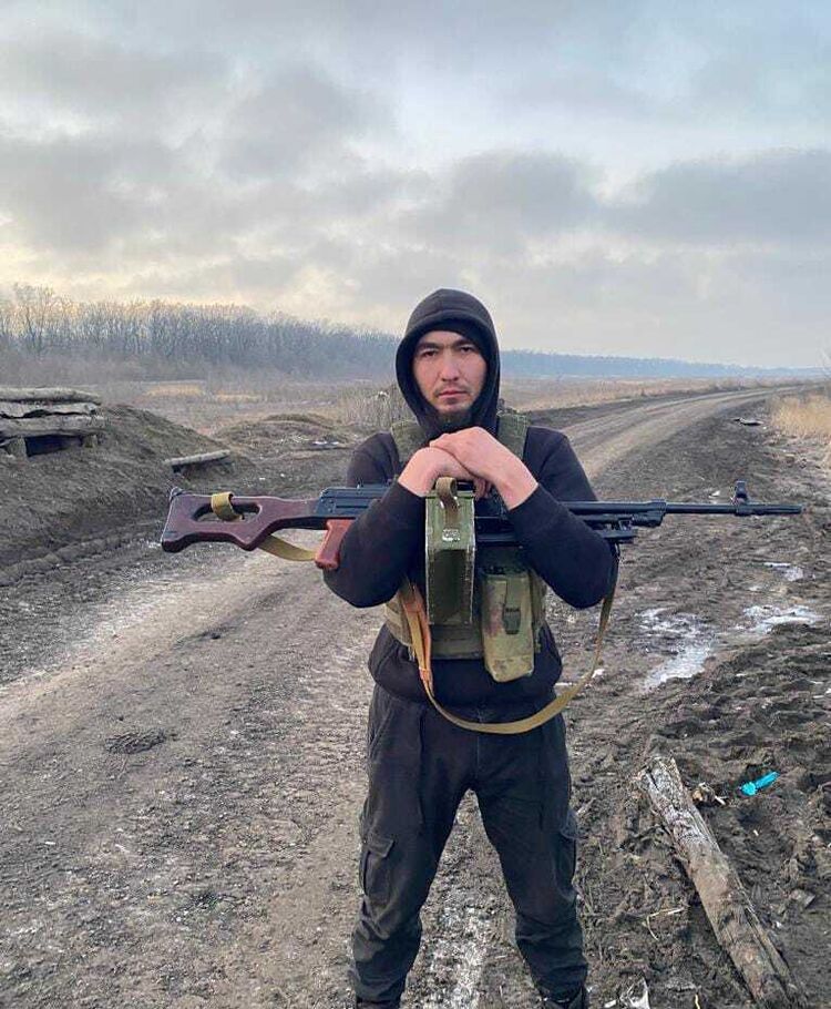  36892219  Aleksey, 27 ,    