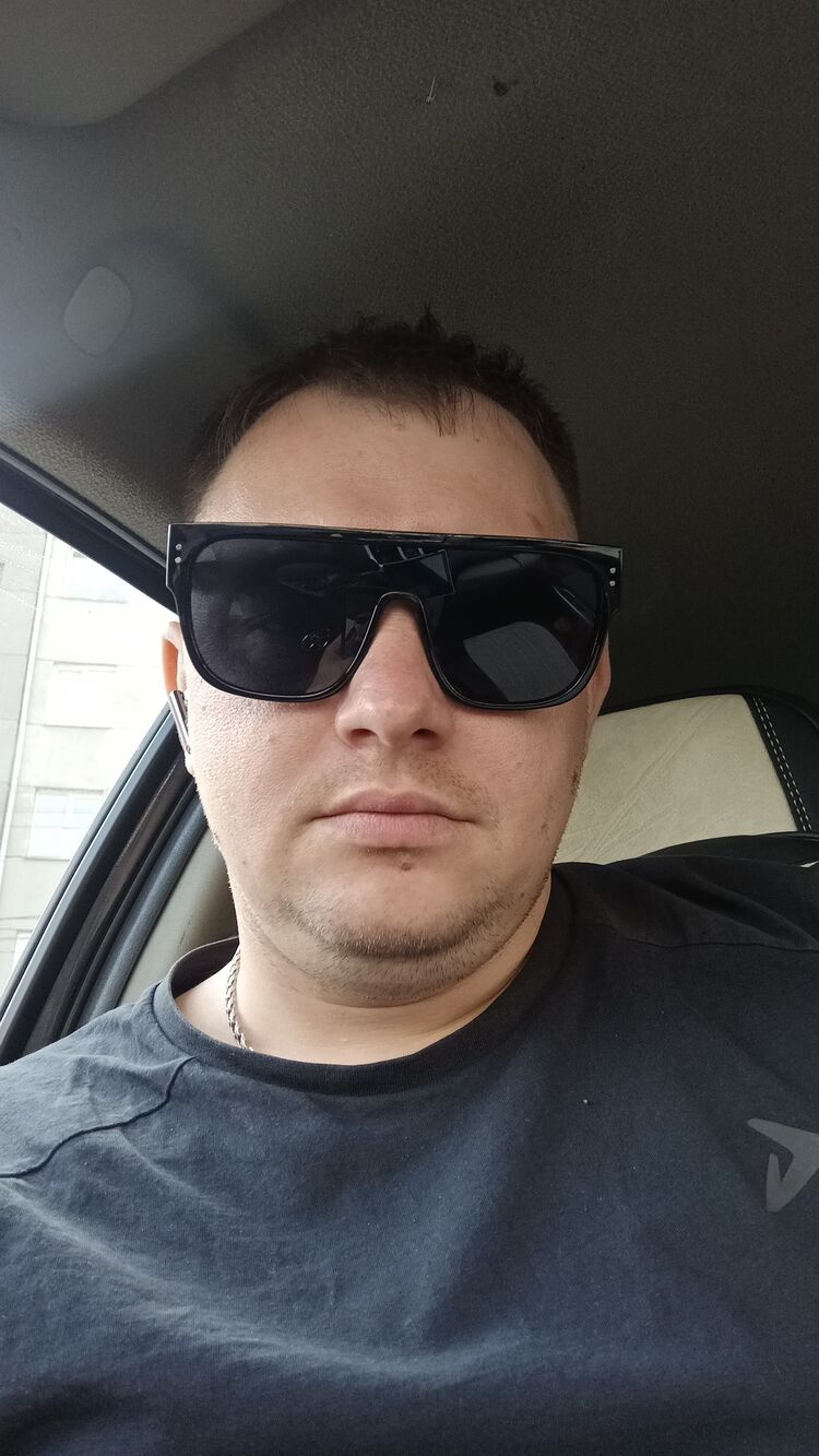  52801829  , 33 ,    